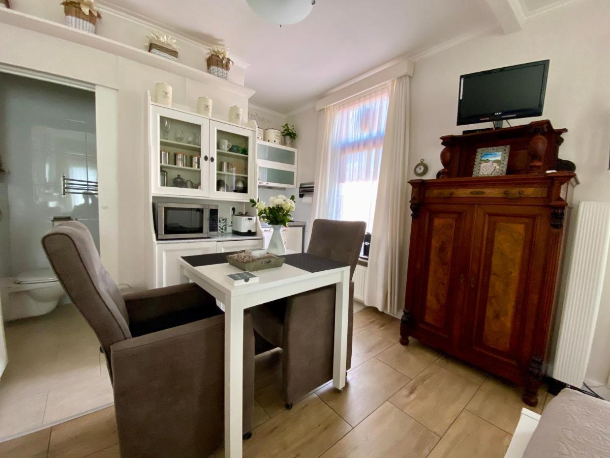 Mevira Appartement Зандфорт Экстерьер фото